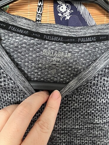Pull and Bear Pull and Bear spor üst