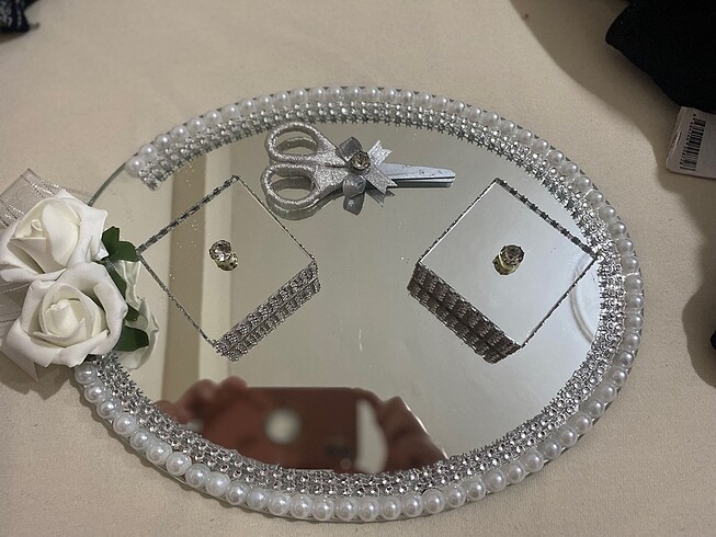 Nişan tepsisi