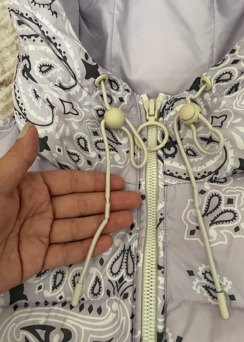 Gri Kapüşonlu Kadın Kışlık Mont - Görsel 2