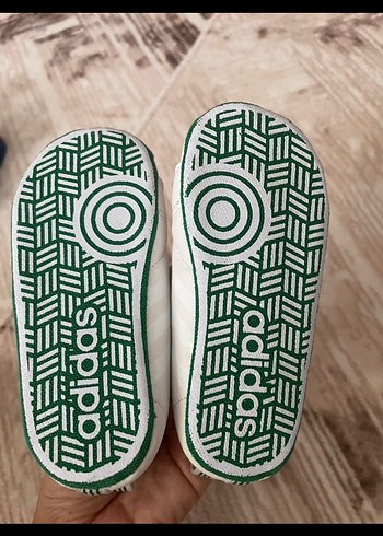 Adidas Beyaz Sneakers lastik bağcıklı - Görsel 2