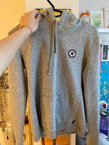 Converse sweatshirt