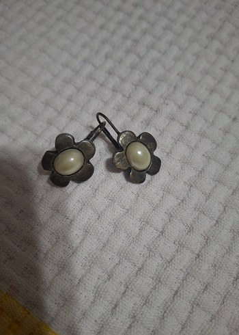 Uzun Beyaz Boncuklu Bohem Küpeler - Görsel 4