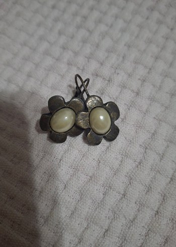 Uzun Beyaz Boncuklu Bohem Küpeler - Görsel 5