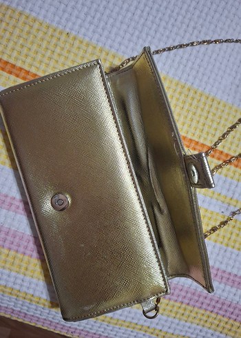 Altın Renkli Kadın Portföy Çanta - Görsel 4