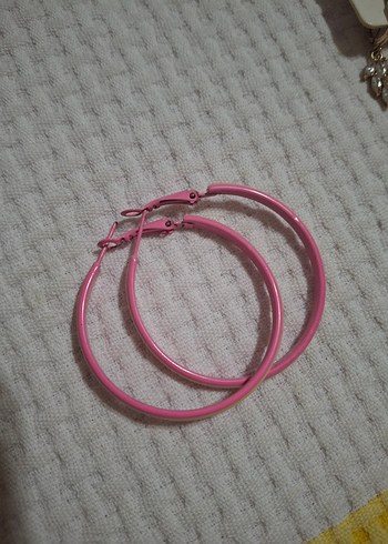 Pembe Elastik Mini Kadın Küpeler - Görsel 3