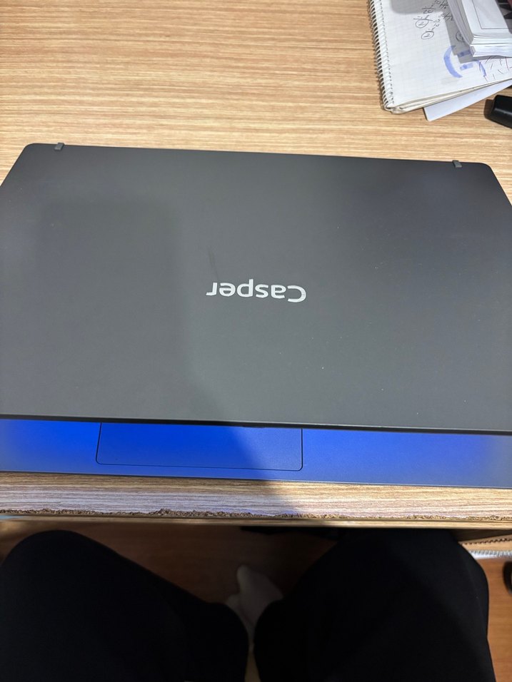 Mavi Renkli Laptop - Görsel 3