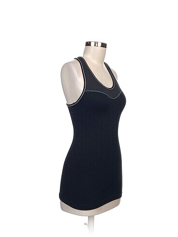 Nike Nike T-shirt %70 İndirimli.