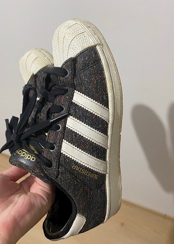36,5 Beden Adidas Spor Ayakkabı