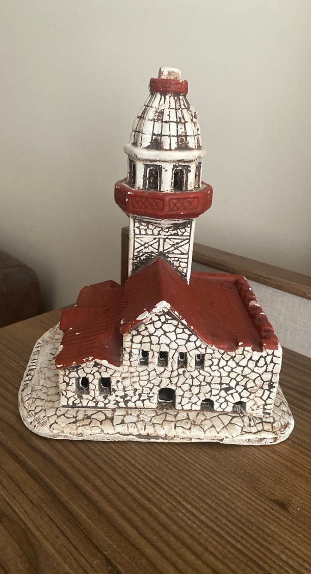 Beyaz ve Kırmızı Minare Figürü - Görsel 4