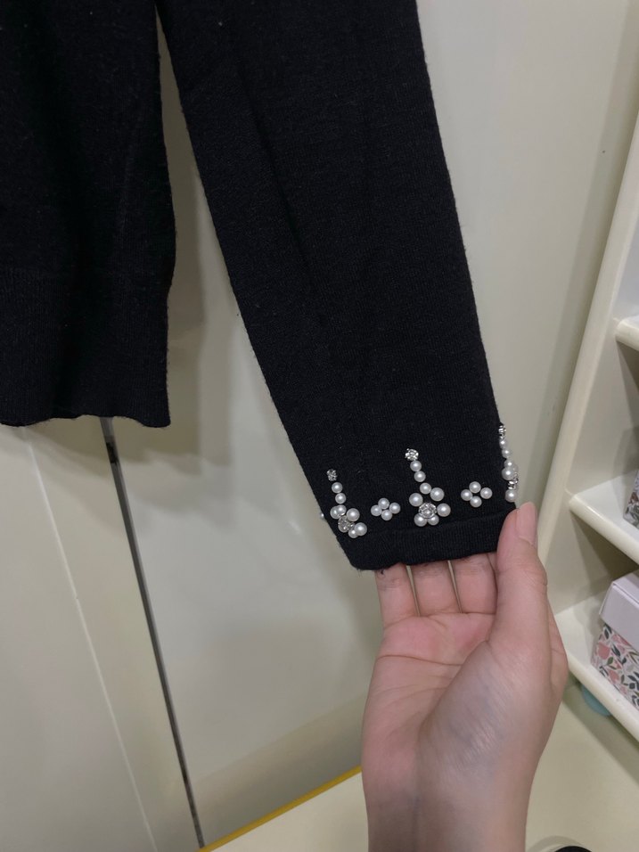 İnci Detaylı Siyah Kadın Triko - Görsel 3