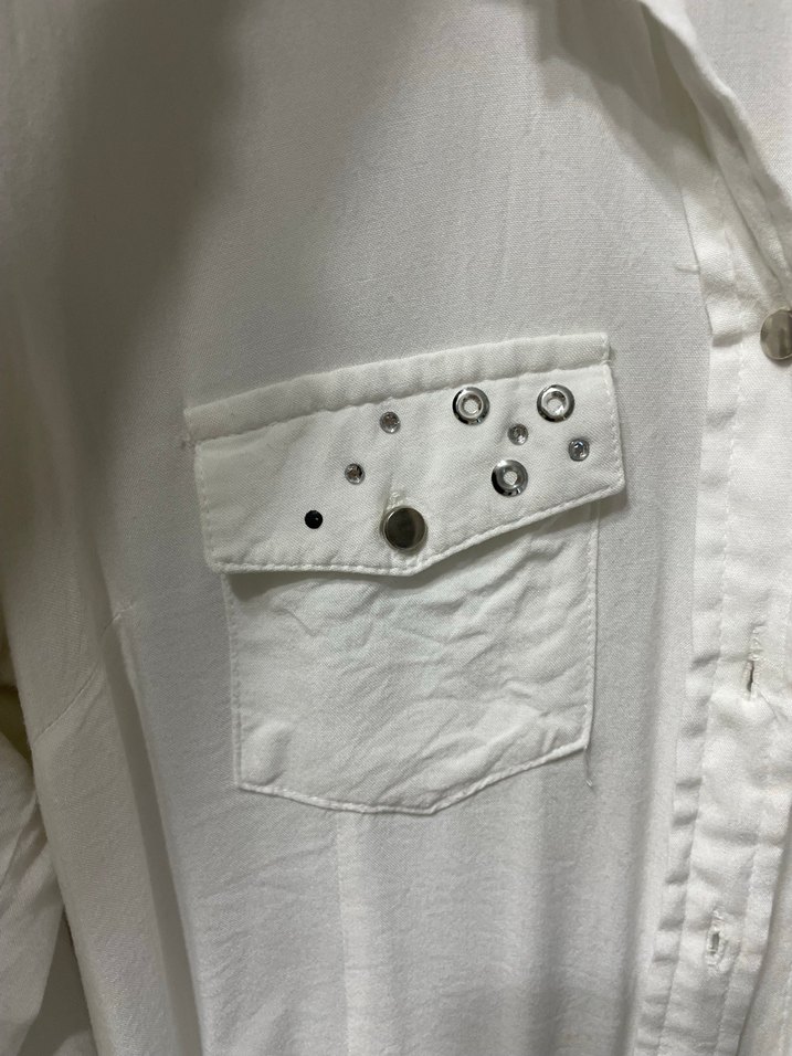 Kadın Metal Düğmeli Uzun Kollu penye Gömlek - Görsel 3