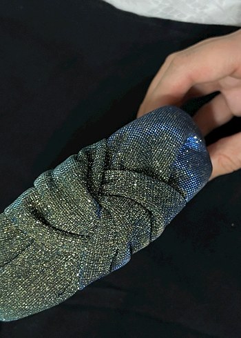 Boncuk Detaylı Gotik Siyah Saç Aksesuarı - Görsel 3