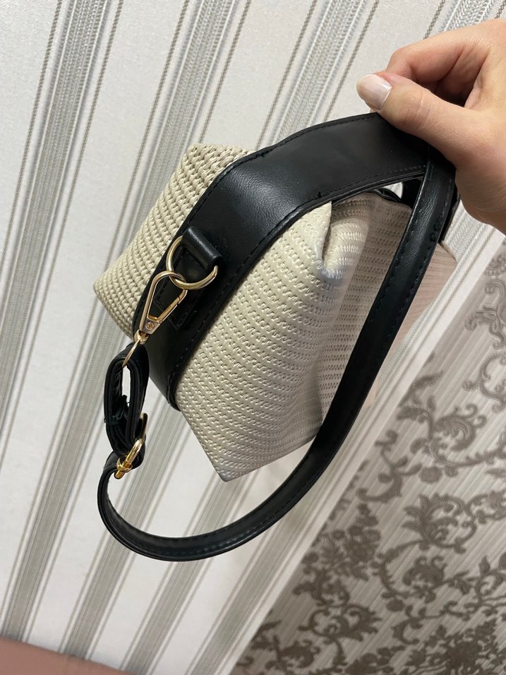 Gri-Beyaz Fermuarlı Kadın Çanta - Görsel 5