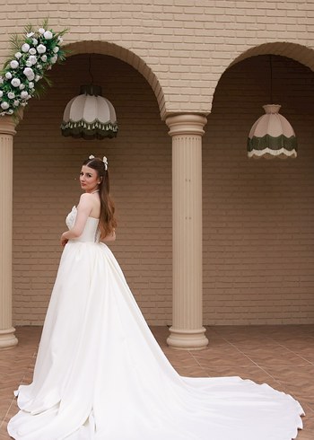 Modern Straplez Gelinlik - Görsel 3