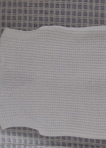 Düğmeli Beyaz El Örgüsü bebek yelek - Görsel 2