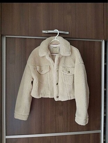 Pull and Bear PULL AND BEAR