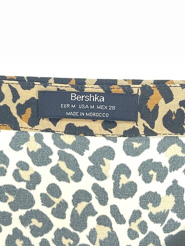 m Beden çeşitli Renk Bershka Uzun Etek %70 İndirimli.