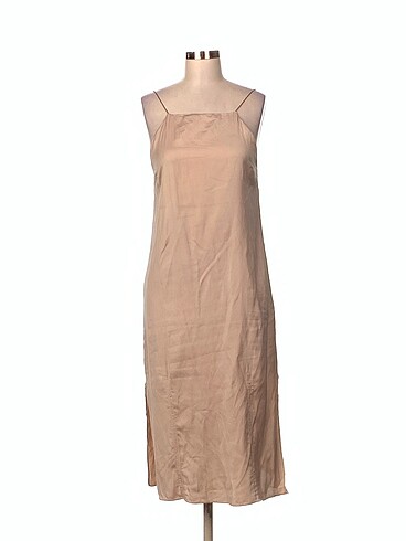 Zara Kısa Elbise %70 İndirimli.