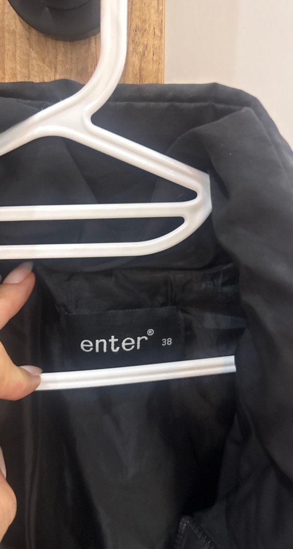 Kadın Siyah Düğmeli Midi Kışlık Mont - Görsel 3