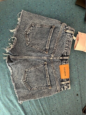 34 Beden Pull&bear şort