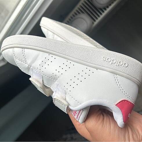 27 Beden beyaz Renk Sorunsuz adidas ayakkabı