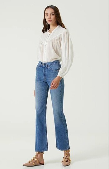 Levis boru paça jeans/ mom jeans