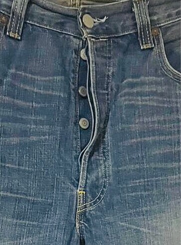 Levis Levis boru paça jeans/ mom jeans