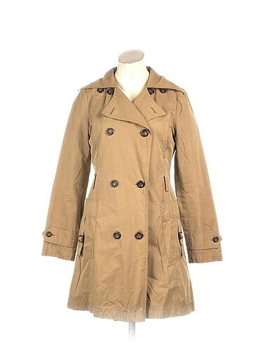 Zara Trenchcoat %70 İndirimli.