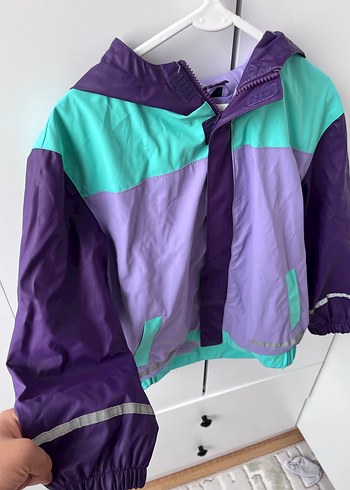 Kız Çocuk Mor Kapüşonlu Yağmurluk - Görsel 2