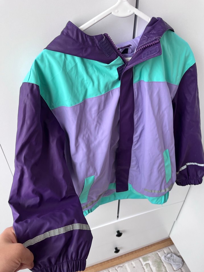 Kız Çocuk Mor Kapüşonlu Yağmurluk - Görsel 2