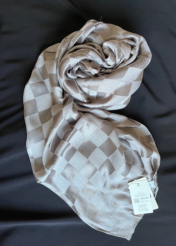 Vakko eşarp - Görsel 2