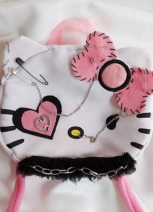 hello kitty gotik sırt çantası 