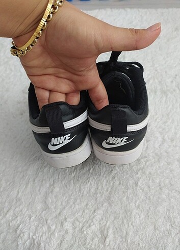 37,5 Beden siyah Renk Nike siyah deri