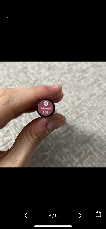  Beden Essence slim stick ruj