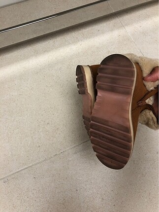 25 Beden camel Renk Zara bot