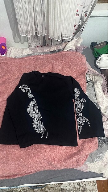 oversize sweatshirt