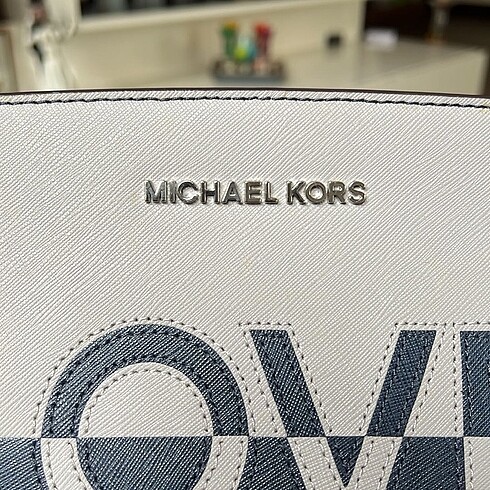 Beden lacivert Renk Michael Kors Çanta