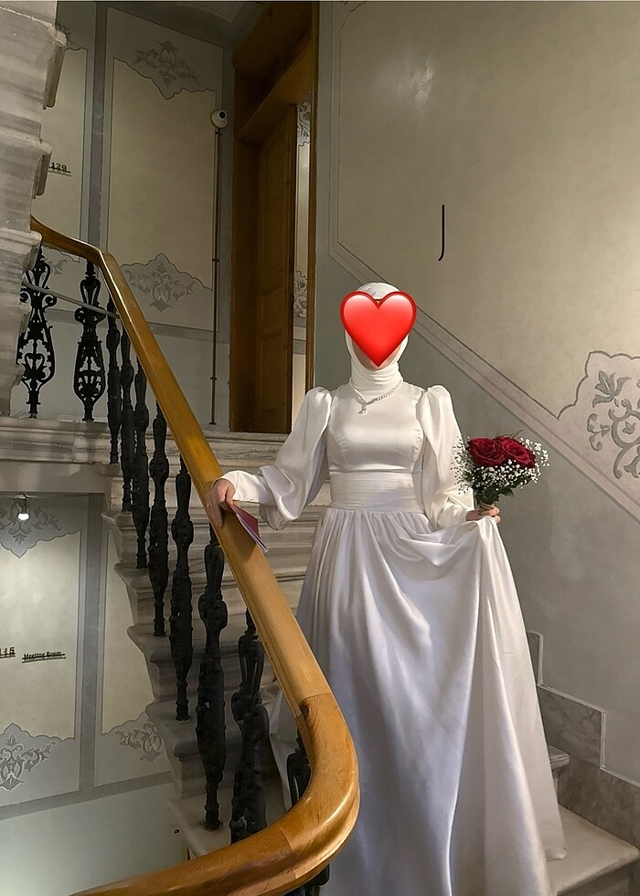 Kuyruklu nikah elbisesi saten - Görsel 2