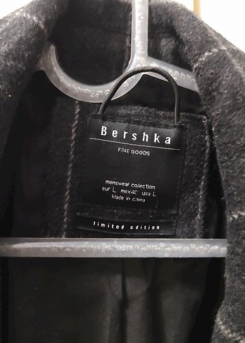 Bershka limited edition kaşe mont kaban sınırlı sayıda şık ürün - Görsel 3