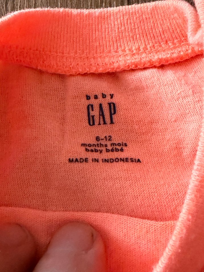 GAP Baby Pembe Çiçek Baskılı Kız Tişörtü 6-12 bebek - Görsel 2