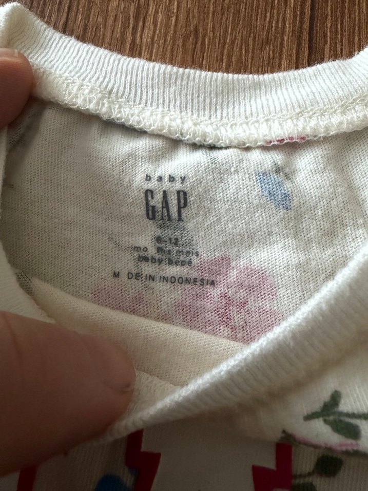 GAP Baby Çiçekli Baskılı Kız Tişörtü 6-12 ay bebek - Görsel 2