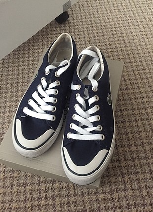 38 Beden Lacoste spor ayakkabı