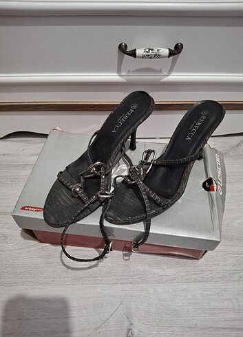 Bilekten Bağcıklı - Görsel 2