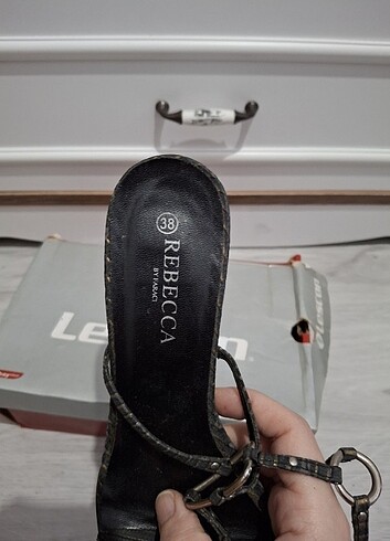 Bilekten Bağcıklı - Görsel 4