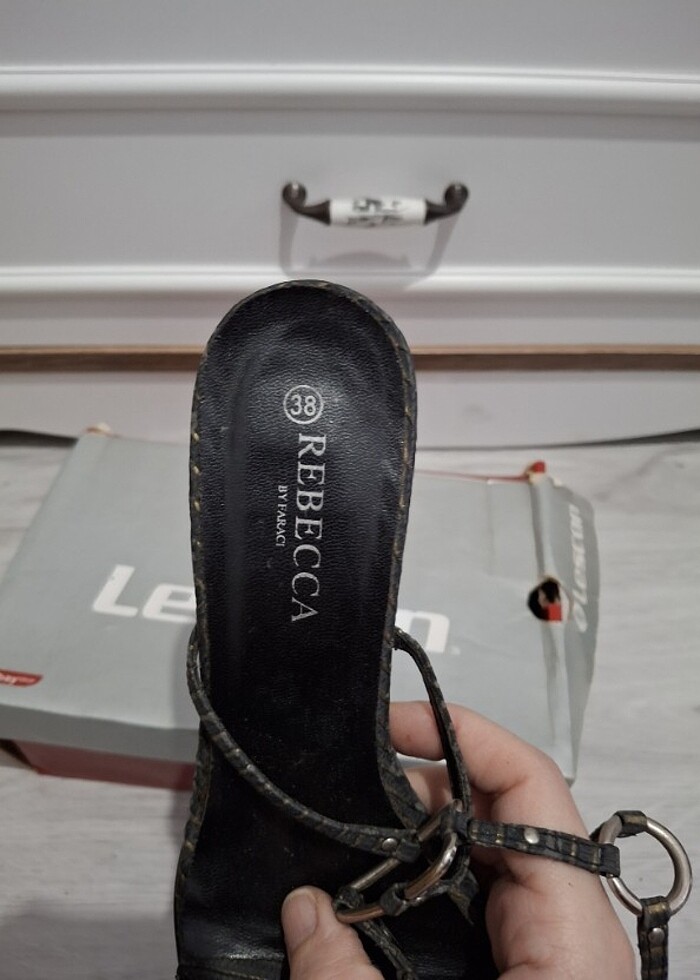 Bilekten Bağcıklı - Görsel 4