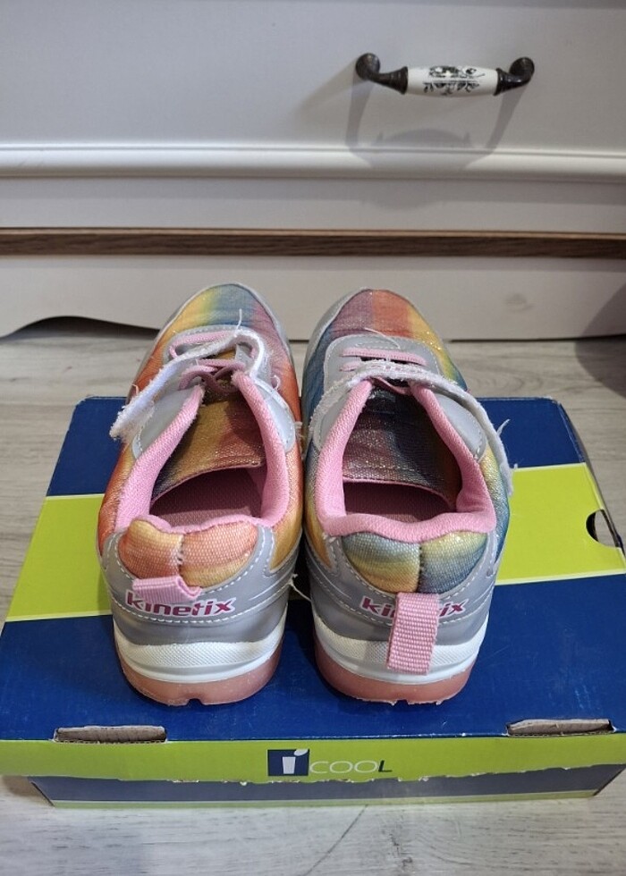 Kız çocuk - Görsel 3