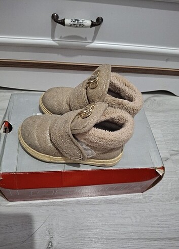 Kız çocuk - Görsel 2