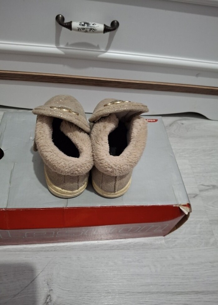 Kız çocuk - Görsel 3