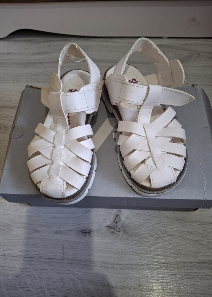 Kız çocuk - Görsel 3