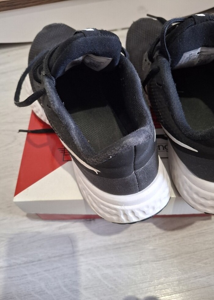 Siyah beyaz - Görsel 3